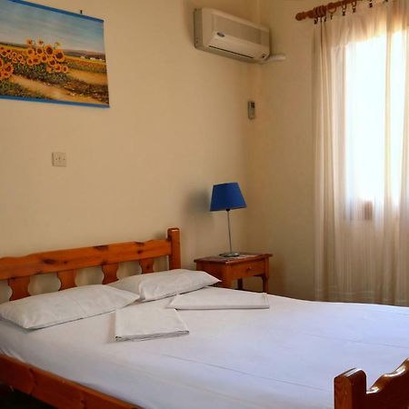 Seaview Self Catering Apartment - Helen No 1 Xiropigado Zewnętrze zdjęcie