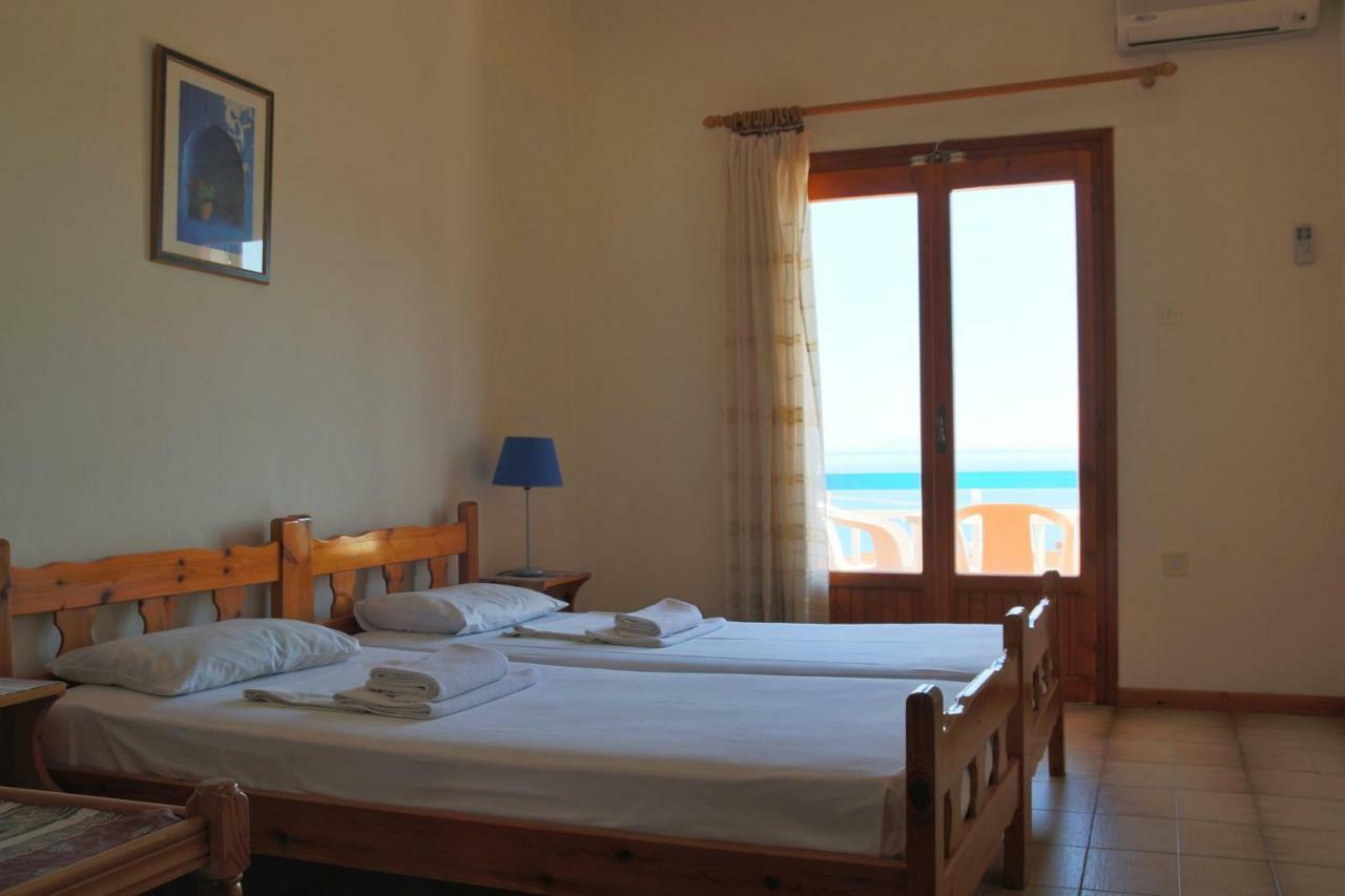 Seaview Self Catering Apartment - Helen No 1 Xiropigado Zewnętrze zdjęcie